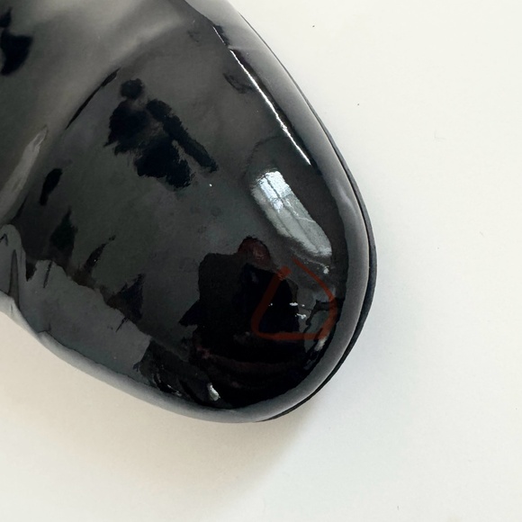 Patent Leather Gucci Loafers sz 40 - Picture 11 of 12